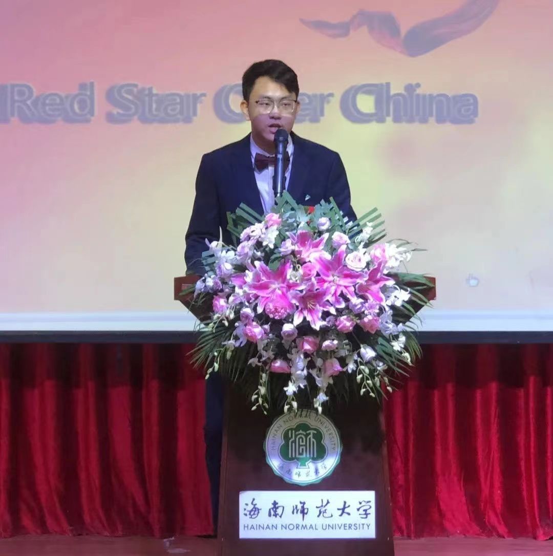 【榕籽之声】季节：山顶很好看，山顶上的景色更好看！