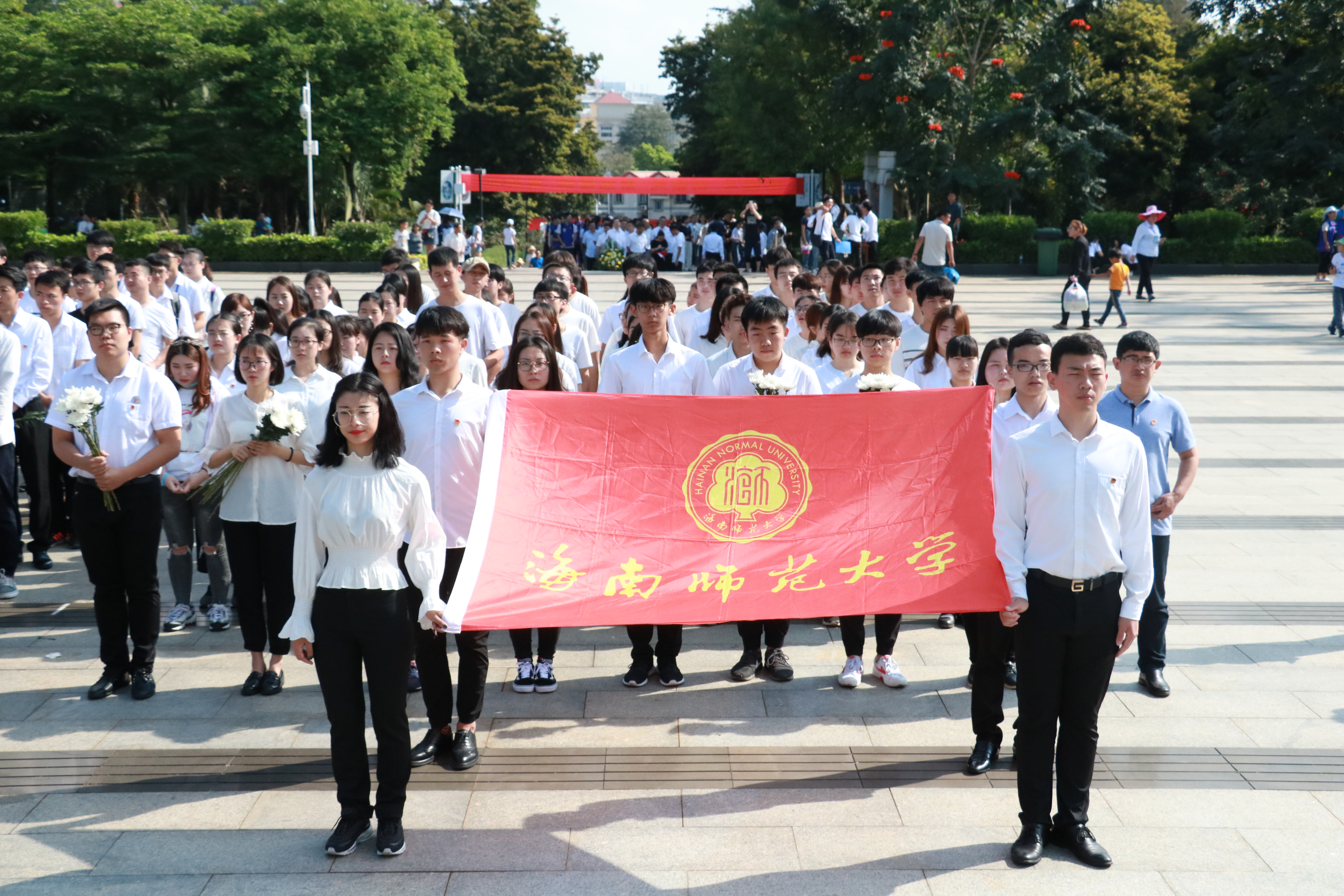 青年之声·校团委组织开展“清明祭英烈 共铸中华魂”主题教育实践活动