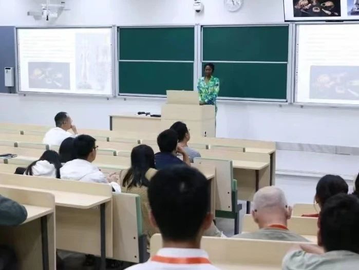 【榕籽之声】艾美丽：她用自己的方式讲述中国故事，传播中国声音
