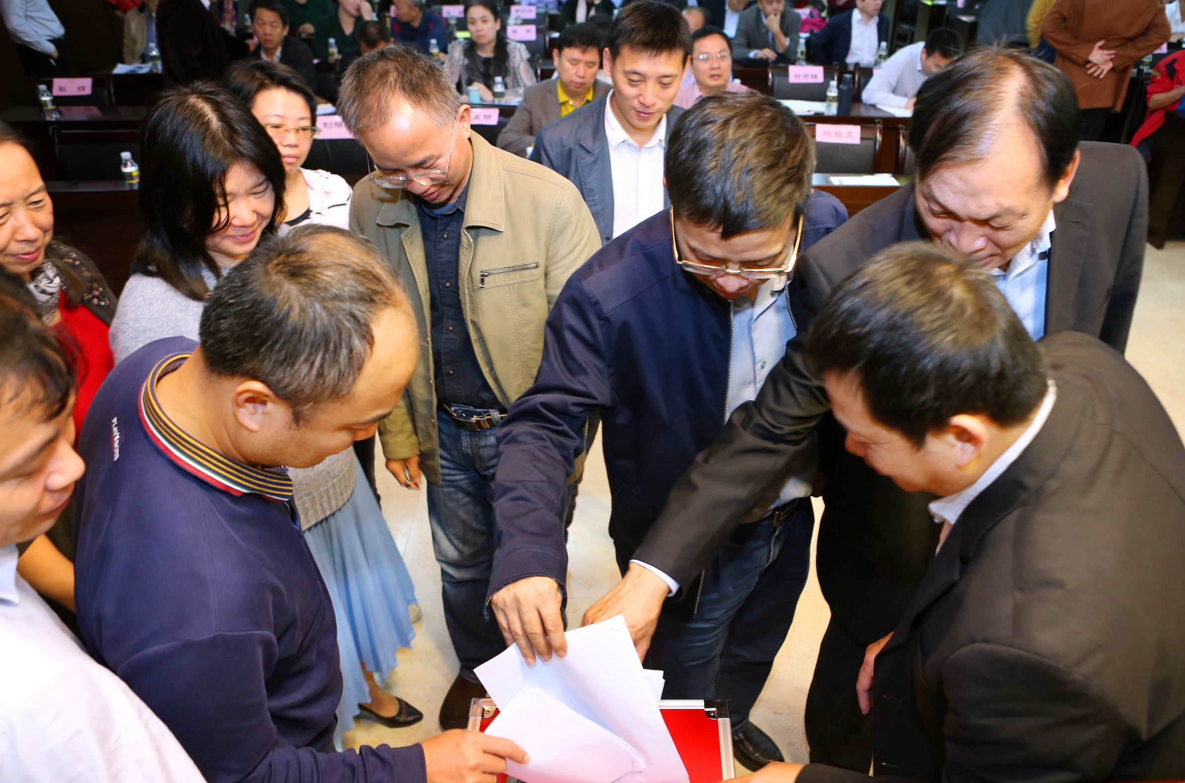 我校开展二级党组织书记抓党建工作现场述职评议