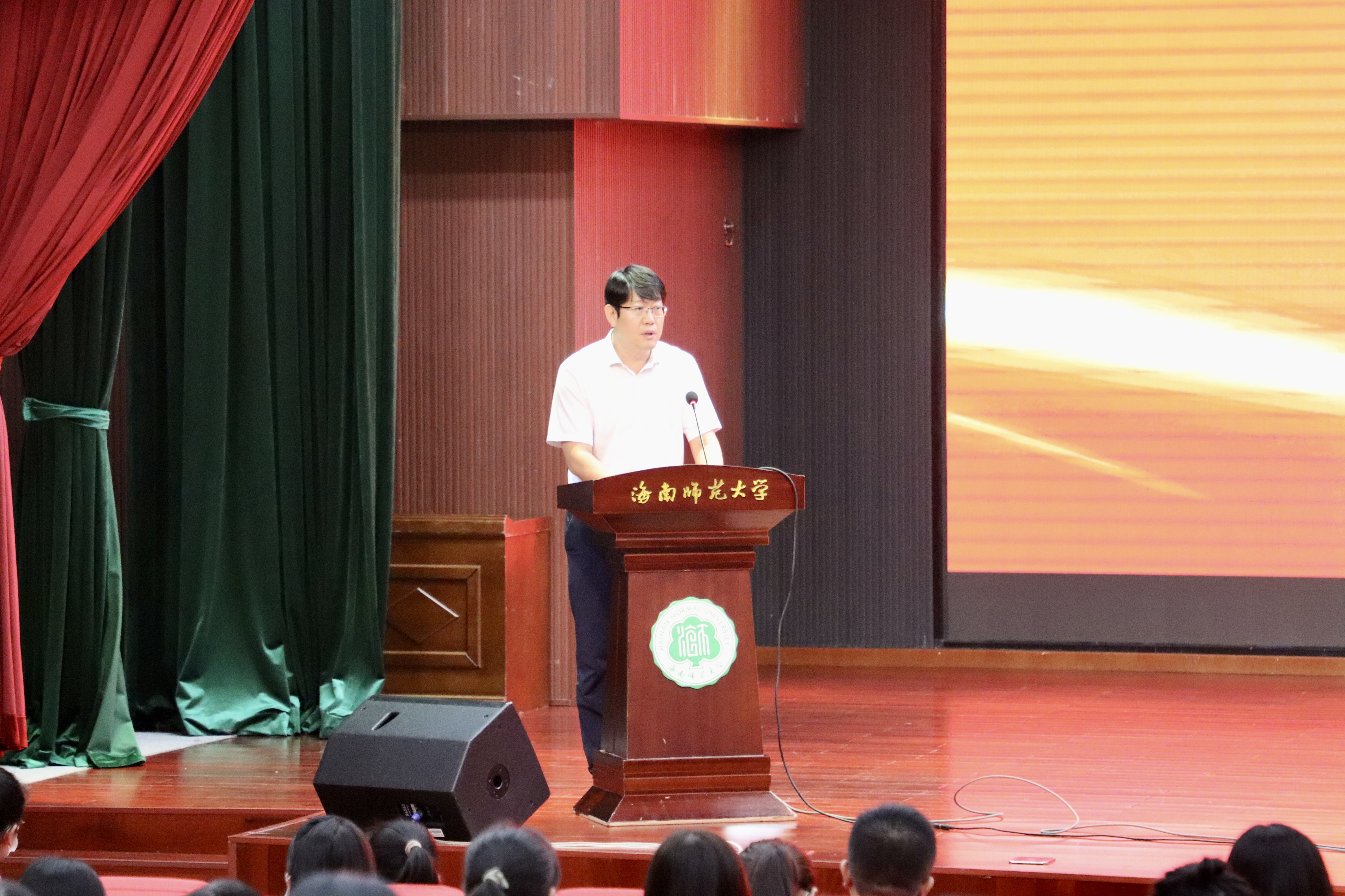 校团委举办榕树青年理论宣讲团成立暨党的二十大精神宣讲启动仪式
