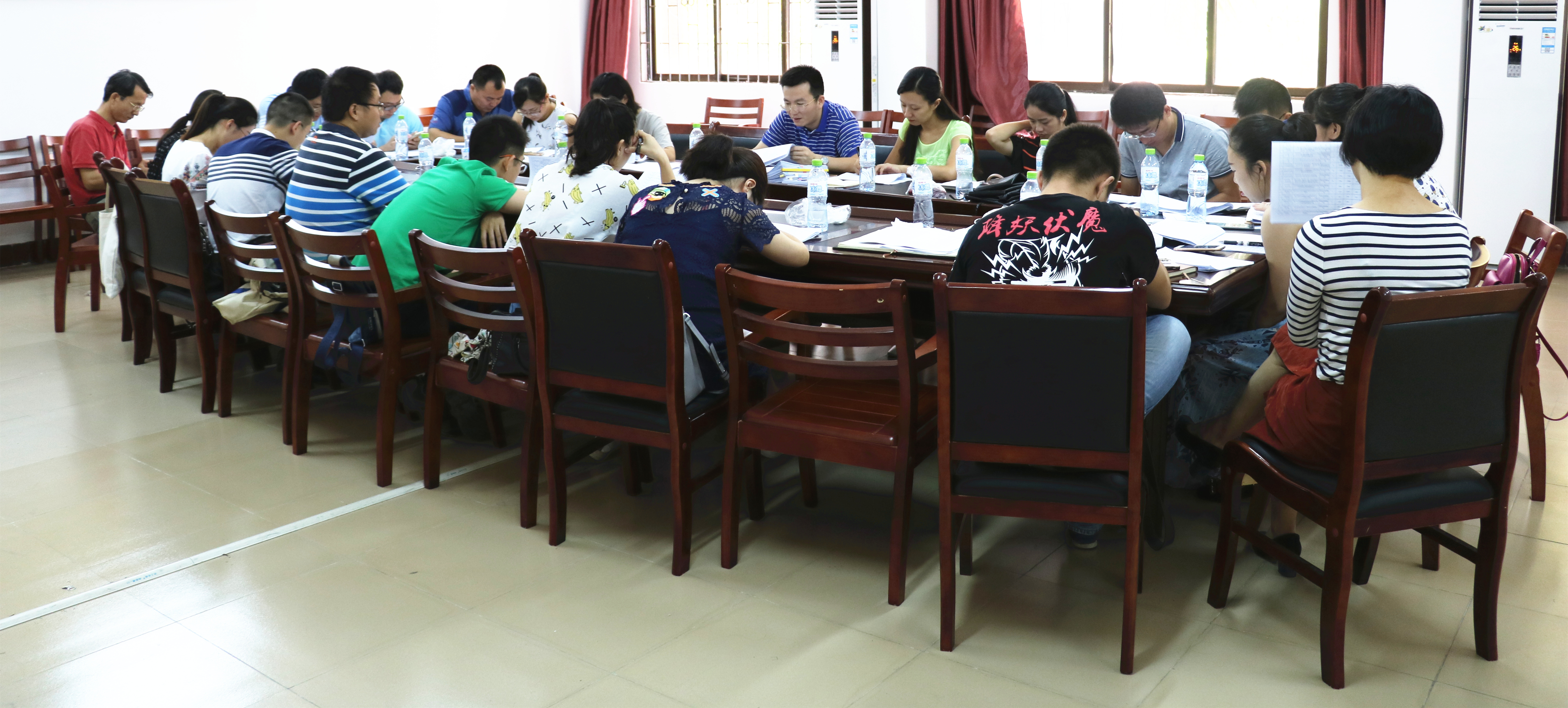校团委召开贯彻落实全国高校共青团思想政治工作会议精神专题会议