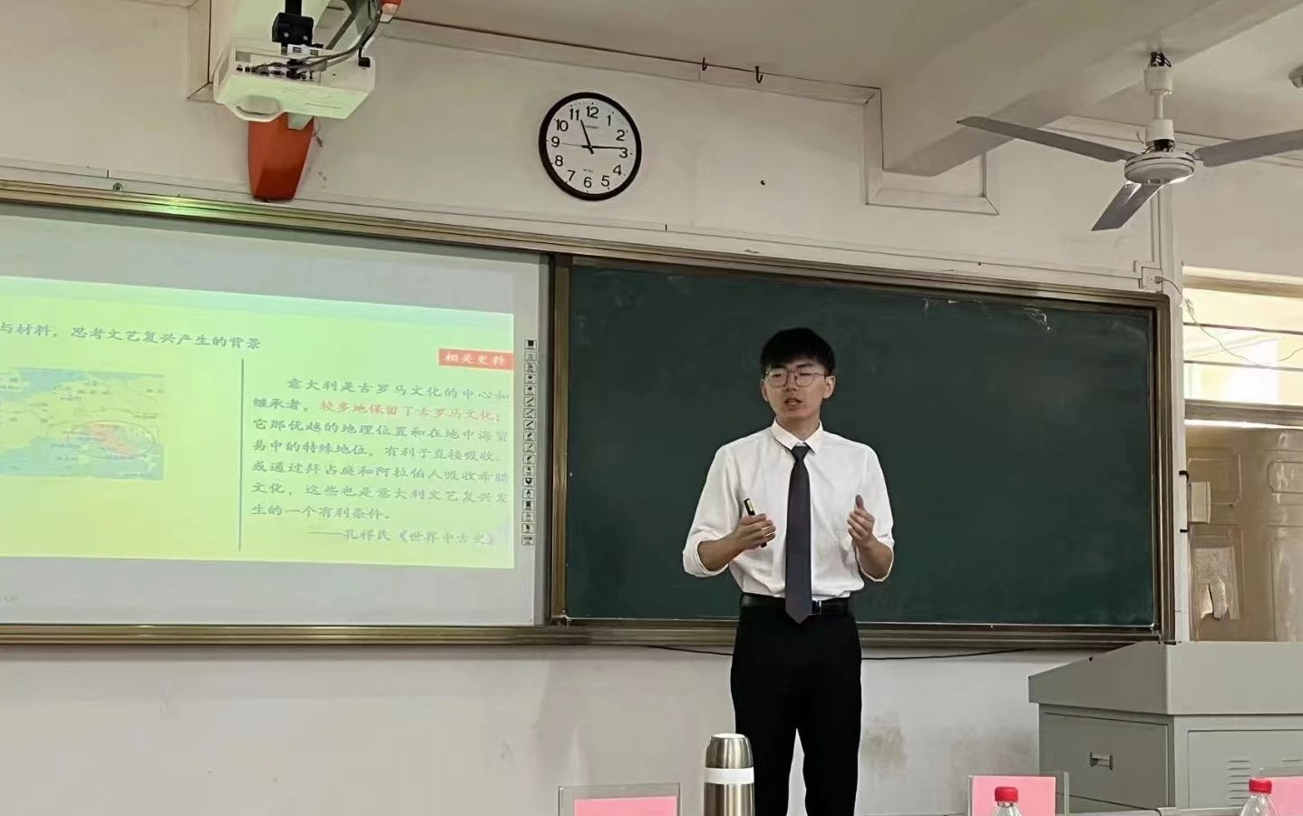 【榕籽之声】刘旭：突破多项“第一位”的他，愿做一名榕树下的人民教师